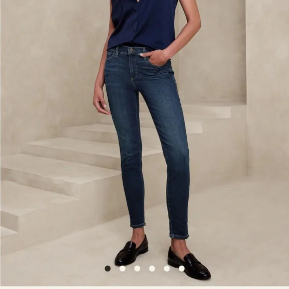 Banana Republic Skinny Ankle Jean - Picture 5 of 5